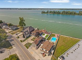 8830 Riverside Dr E, Windsor, ON N8S 1H1