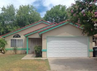 5548 W Sample Ave, Fresno, CA 93722