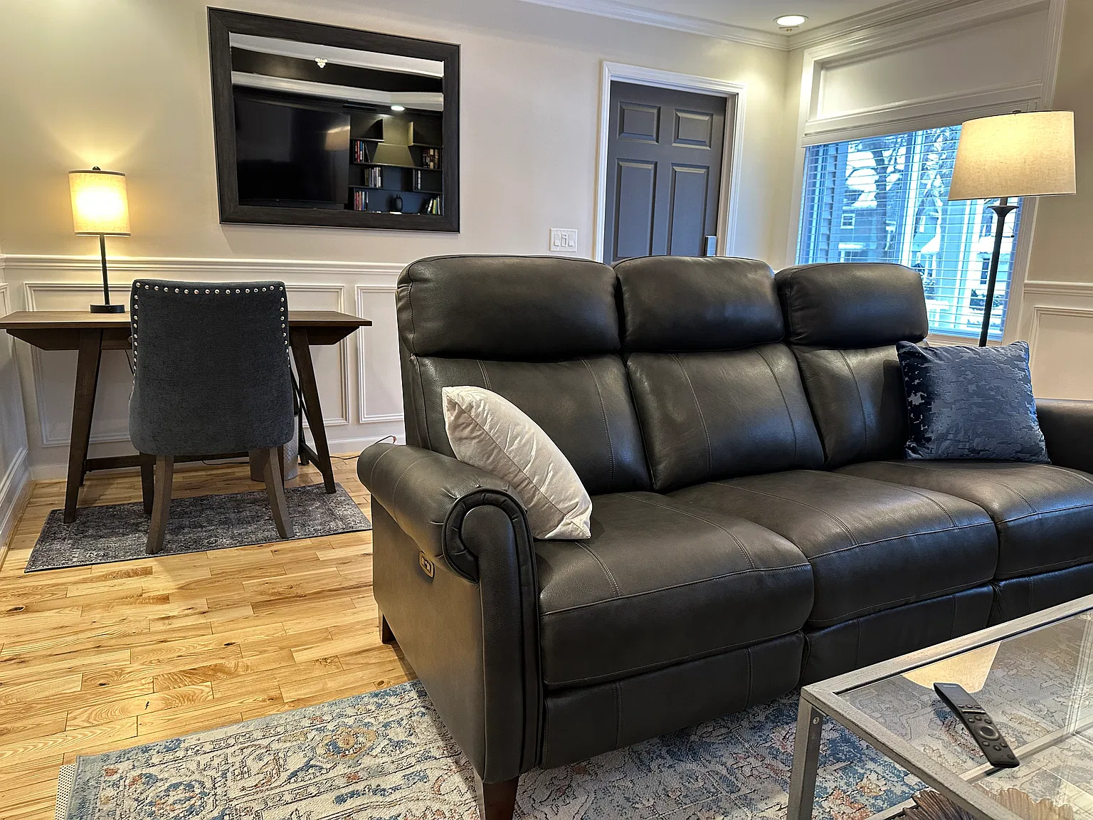 2 bed, 1300 sqft, $3,200 — Photo 3