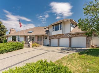 2055 Autumn Dr, East Wenatchee, WA