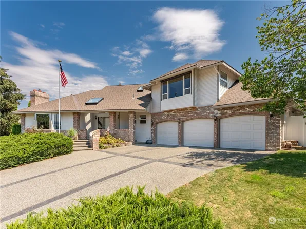 2055 Autumn Drive, East Wenatchee, WA 98802