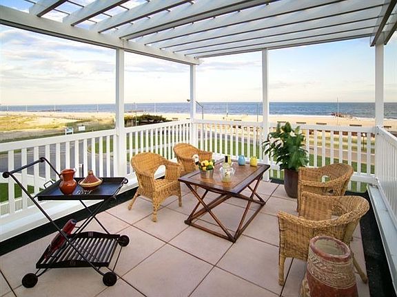 Roof Deck Overlooking Ocean