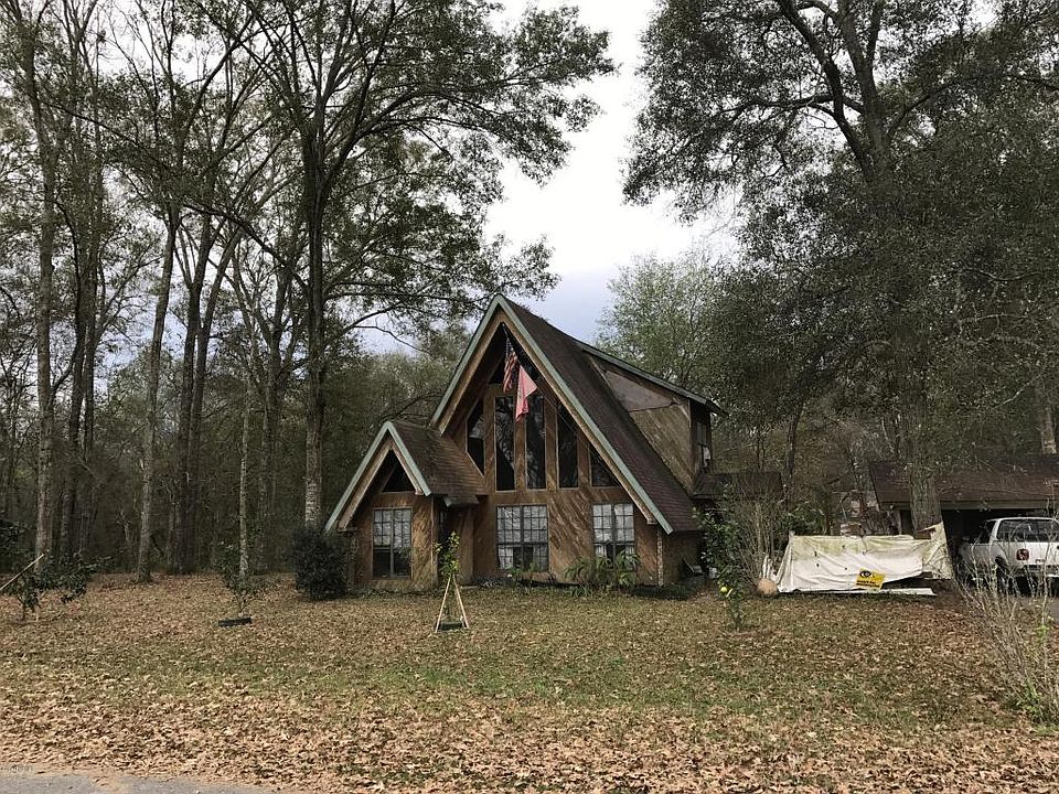 1st image of 1021 W River Dr
