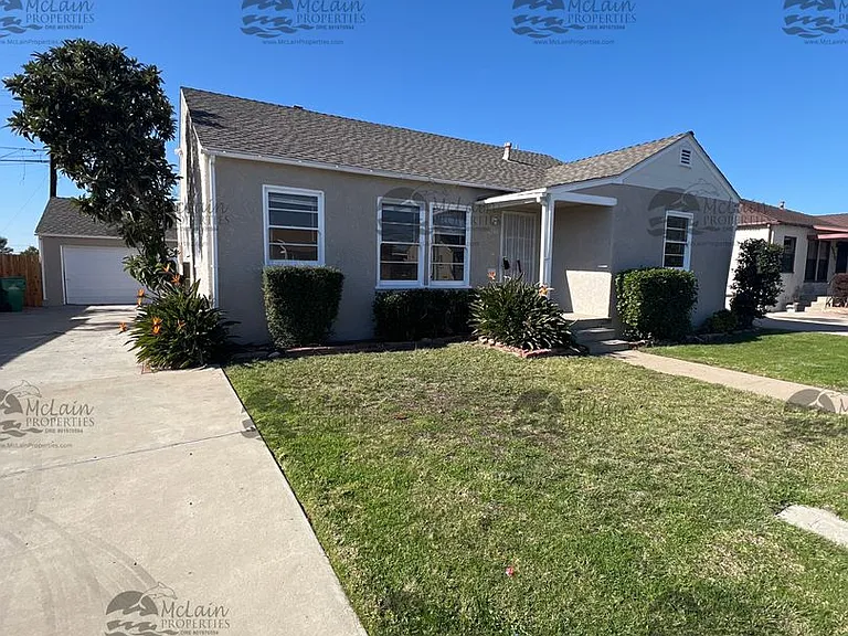 4246 Corinth St — Photo 1