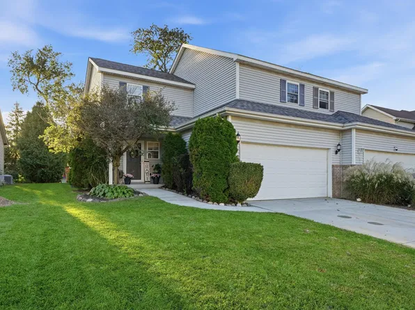 362 Taylor Ln, Valparaiso, IN 46383