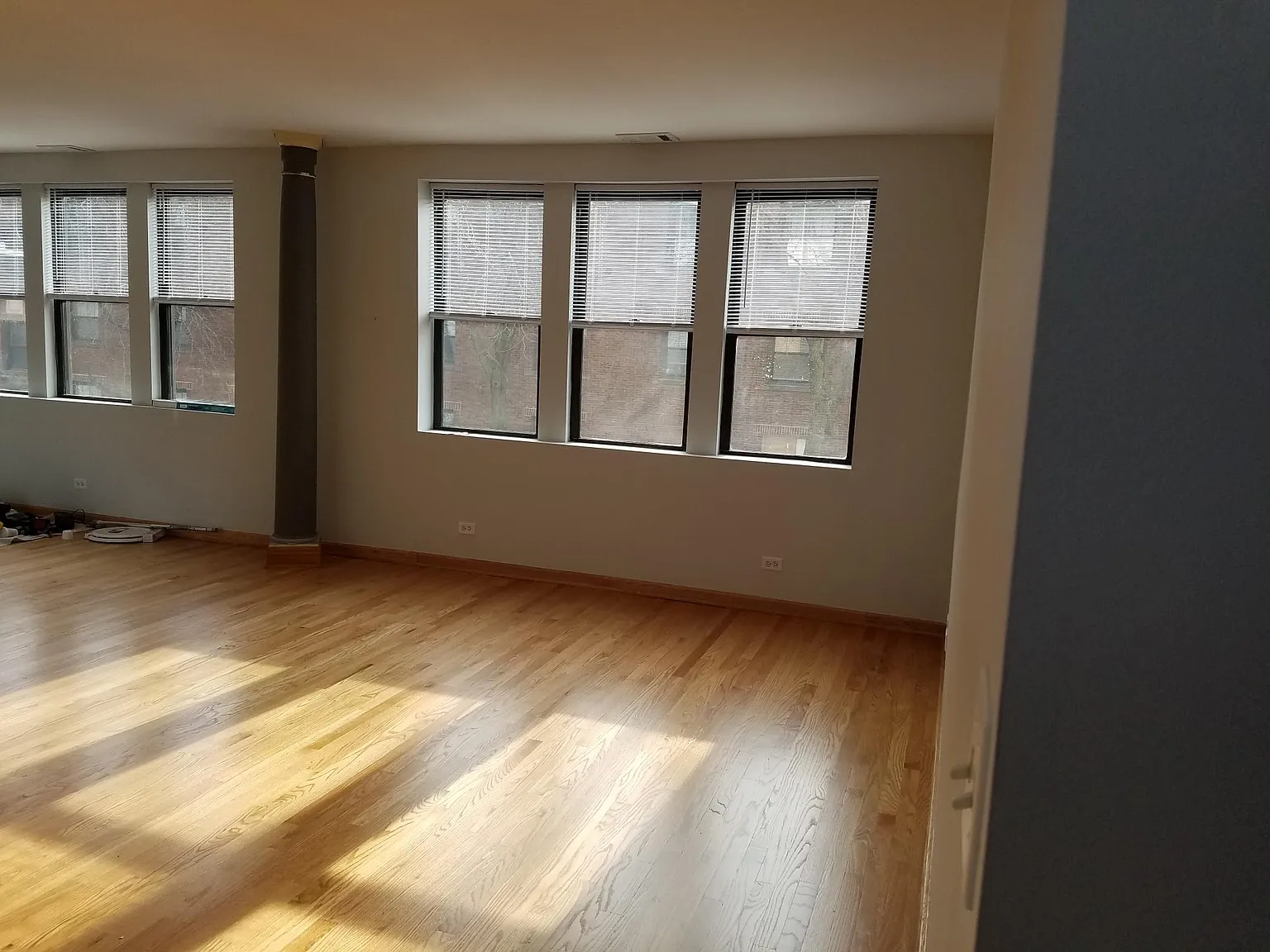 2 bed, 850 sqft, $2,100 — Photo 4