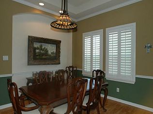 1745 Ivy Ln, Carrollton, TX 75007