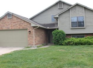 6222 Shull Rd, Dayton, OH 45424