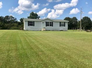 33 Meadow Ridge Rd, Natchez, MS 39120