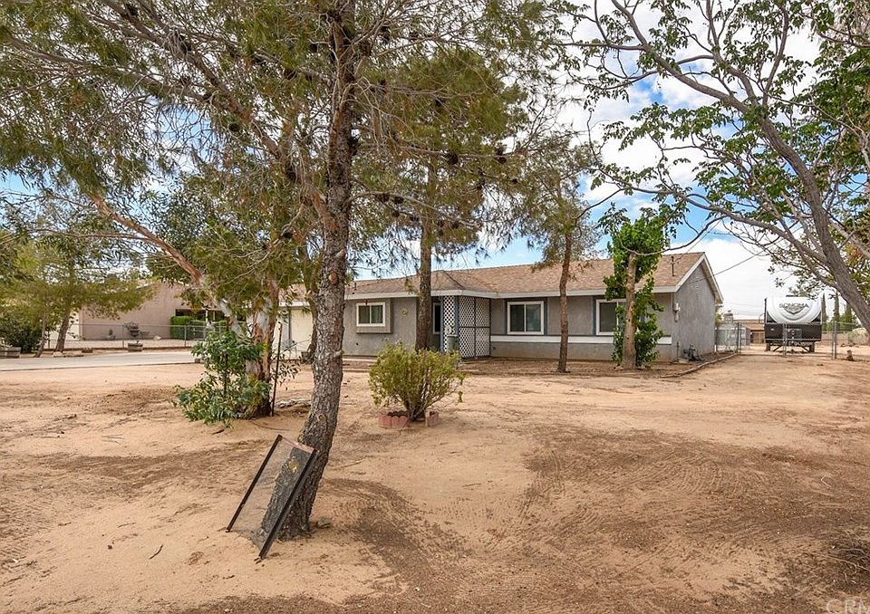 1st image of 15572 Mojave St