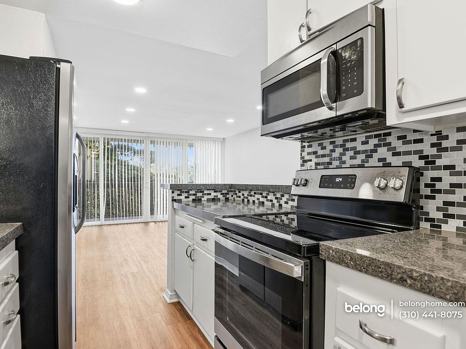 1st image of 6542 Ocean Crest Dr APT D104