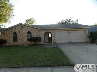 6861 McCoy Dr, Watauga, TX 76148