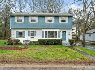 21 Oakland Cir, Abington, MA 02351