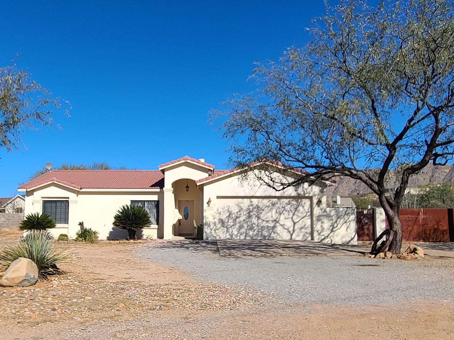 1657 Camino Escualo, Rio Rico, AZ 85648 Zillow