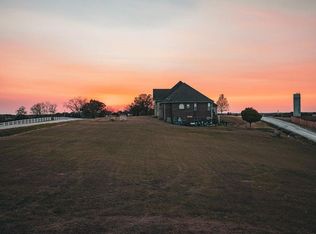 000 Gavins Trail, Walnut Shade, MO 65771