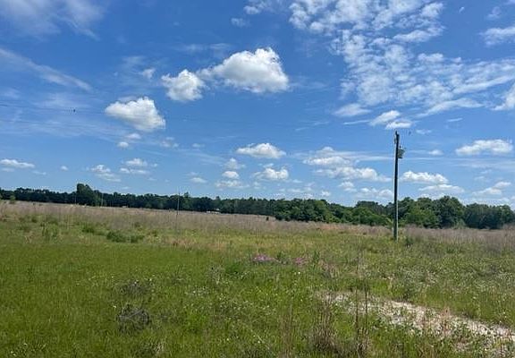 4th image of 8335 168th St