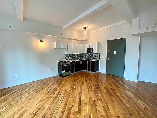 1st image of 29-28 41st Ave #709