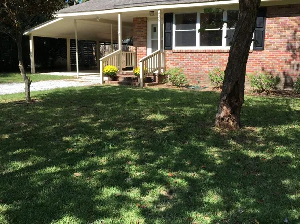 426 Hobcaw Dr, Mount Pleasant, SC 29464