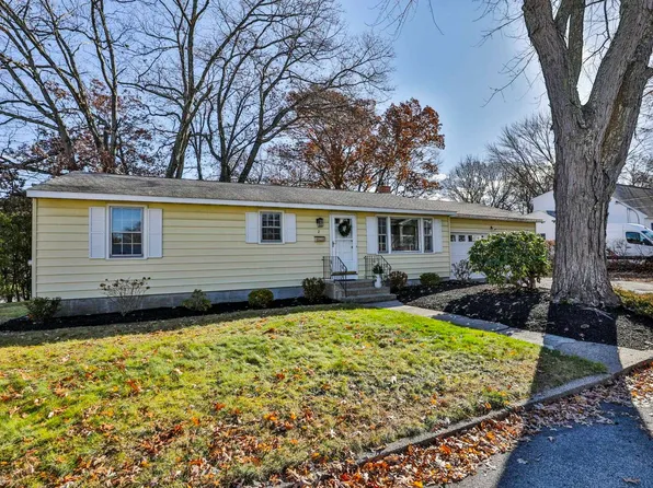 2 Hulme Street, Manchester, NH 03109