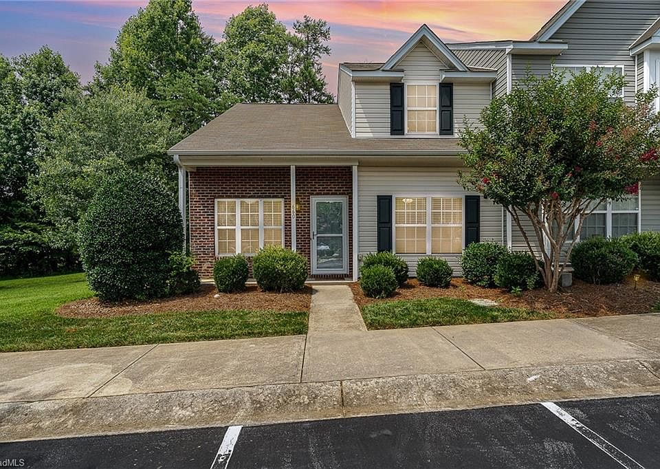 1st image of 660 Grasswren Way