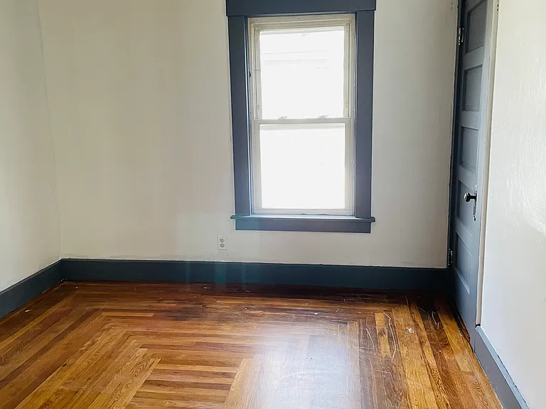 51 Elm St #2 — Photo 10