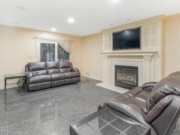 201-03 28th Avenue image 6 of 25