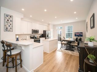 1042 Alum Spring Rd, Fredericksburg, VA 22401
