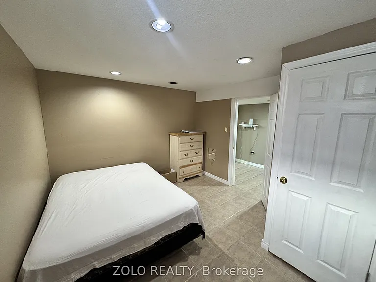 59 Colin Cres #BASEMENT — Photo 10