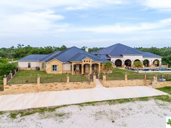 761 Allison Ln, San Marcos, TX 78666