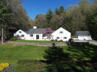 26 Lord Davis Ln, Avon, CT 06001