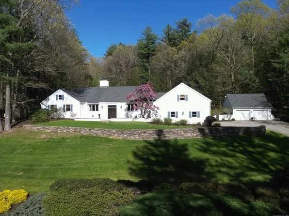 26 Lord Davis Lane, Avon, CT 06001