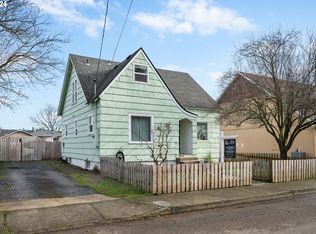 209 Berkley Ave, Molalla, OR 97038