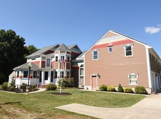 47 Sherman Rd, Swansea, MA 02777