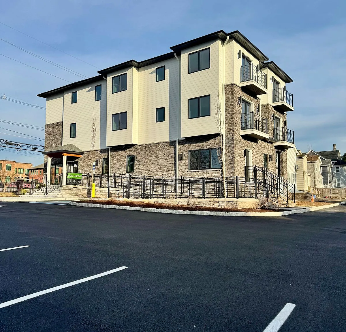 85 West High Street, Unit 3R — Photo 3