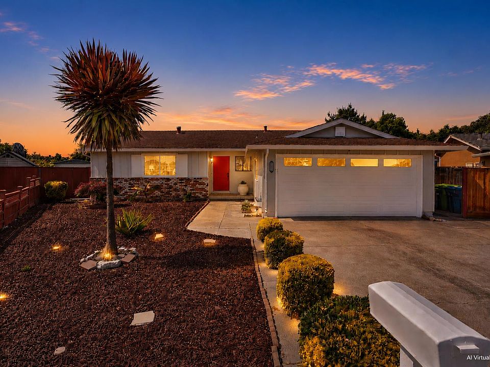 1st image of 32518 Shiela Ct