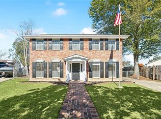 8221 Barocco Dr, Harahan, LA 70123