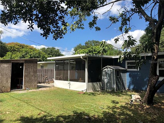 3rd image of 2334 Margaret St