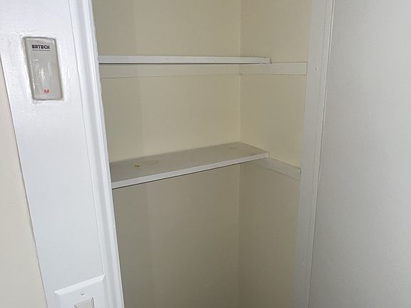2nd image of 1995 Davidson Ave #B