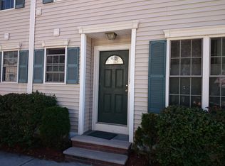 17 Saybrook St, Brighton, MA 02135