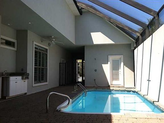 3rd image of 1313 Autumn Breeze Cir