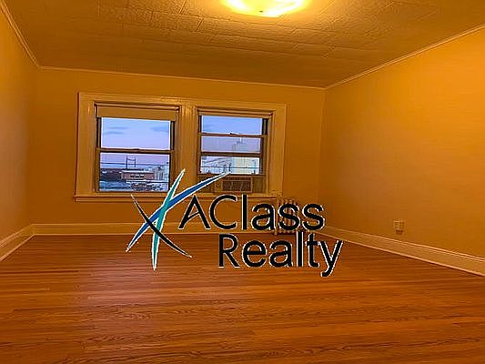 4th image of 33-13 24th Ave #2R