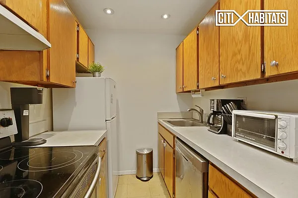 Sold by Citi Habitats | media 16