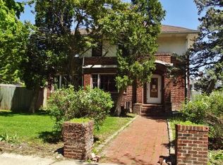 1114 Russell Ave N, Minneapolis, MN 55411
