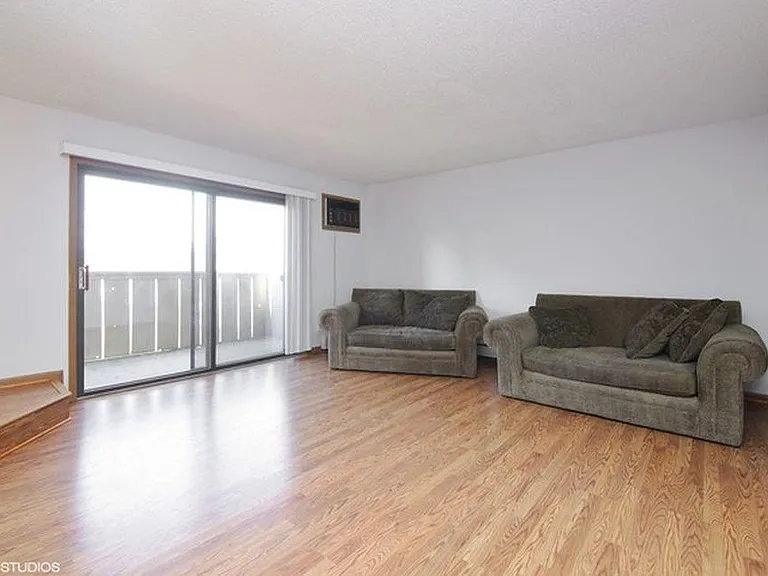 16 Echo Ct #11 — Photo 5