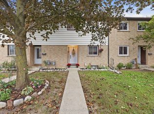 59 Maple Ave #36, Halton Hills, ON L7G1X8