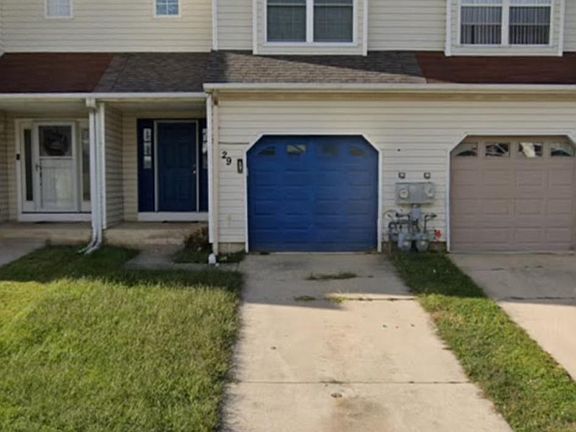 3rd image of 29 Kelston Dr