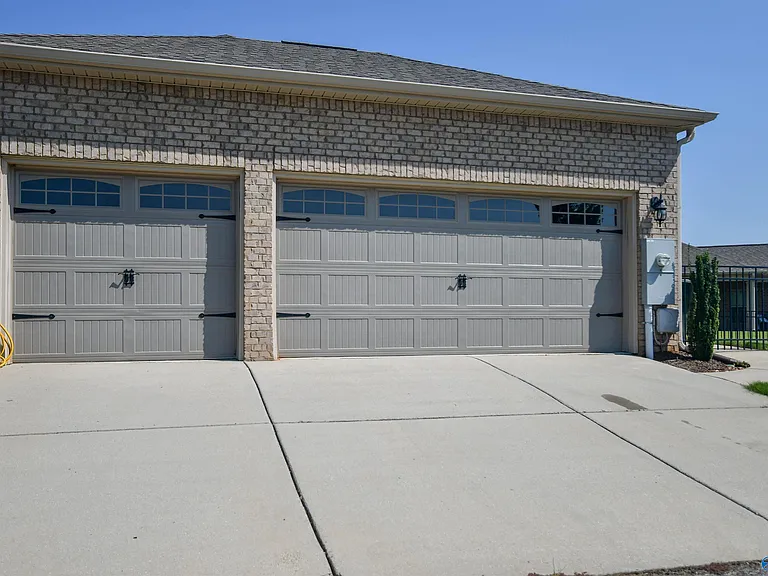 93 Cypress Grove Ln — Photo 17