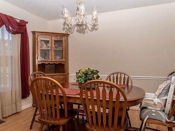 2nd image of 1351 Satinwood Dr