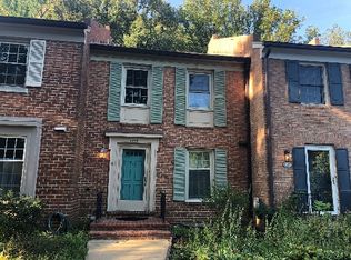 6805 Indian Run Ct, Annandale, VA 22003