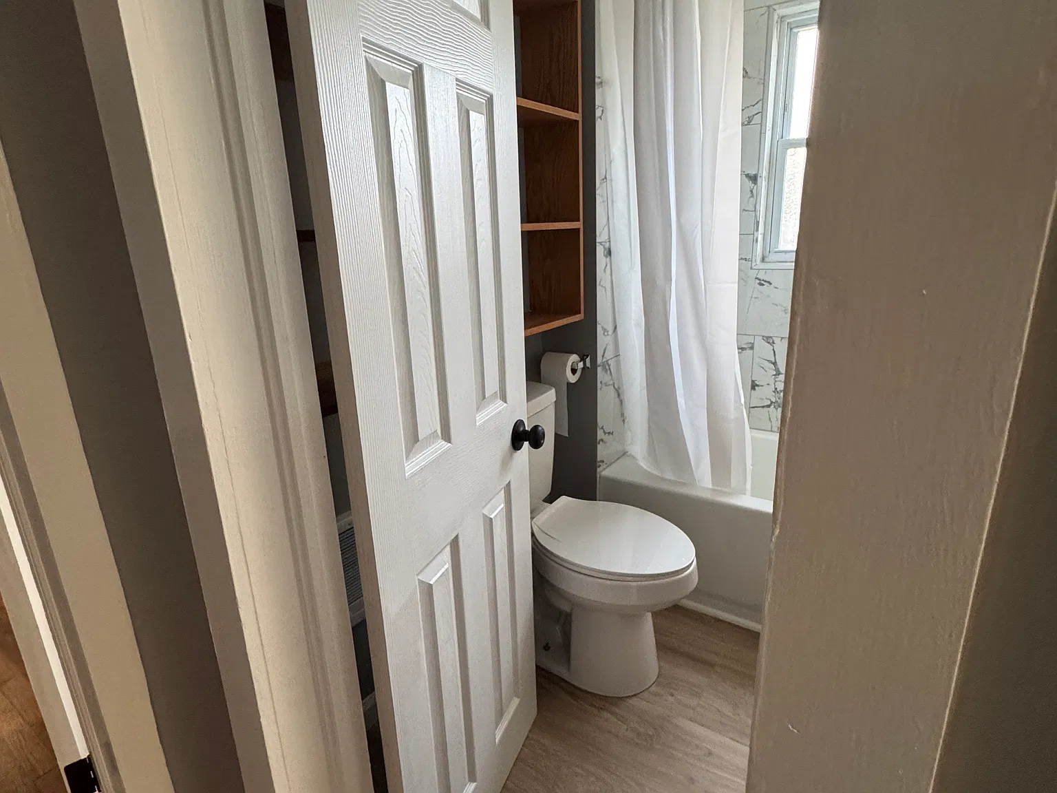 2 bed, 650 sqft, $1,400 — Photo 3